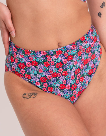 Brand: Curvy Kate Swim Bottoms