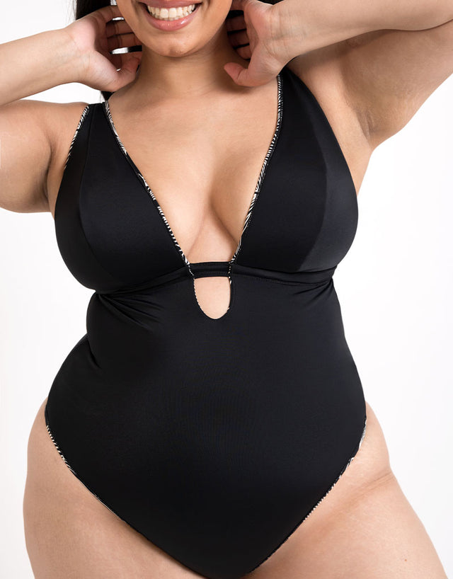 Curvy Kate Ripple Reef Reversible Non-Wired Multiway Swimsuit Black Print
