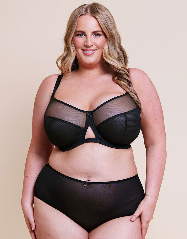 Curvy Kate Victory Short Black
