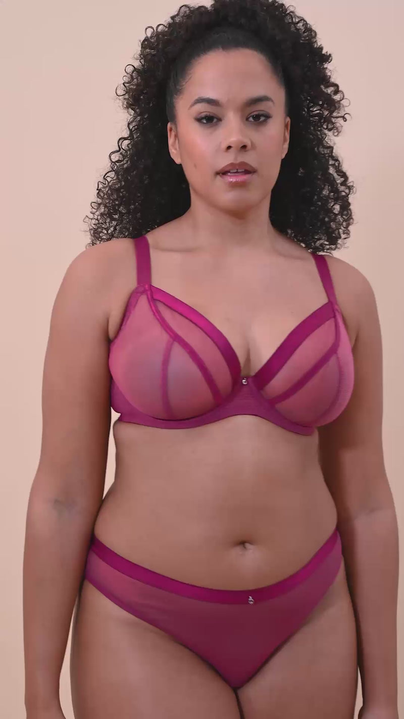 Get  360 look at the Curvy Kate Lightstyle plunge bra in Berry Purple