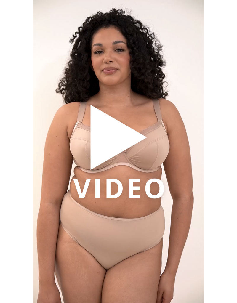 Get a 360 look at our Flirtelle Josie plunge bra in Light Taupe