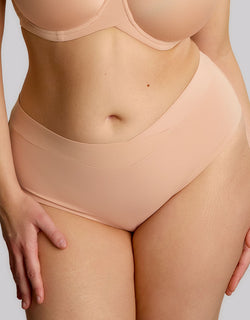 Sculptresse By Panache Body Deep Brief Honey