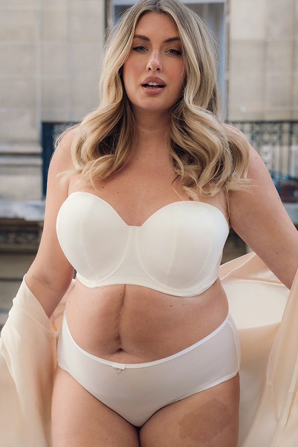 Strapless D+ Bras